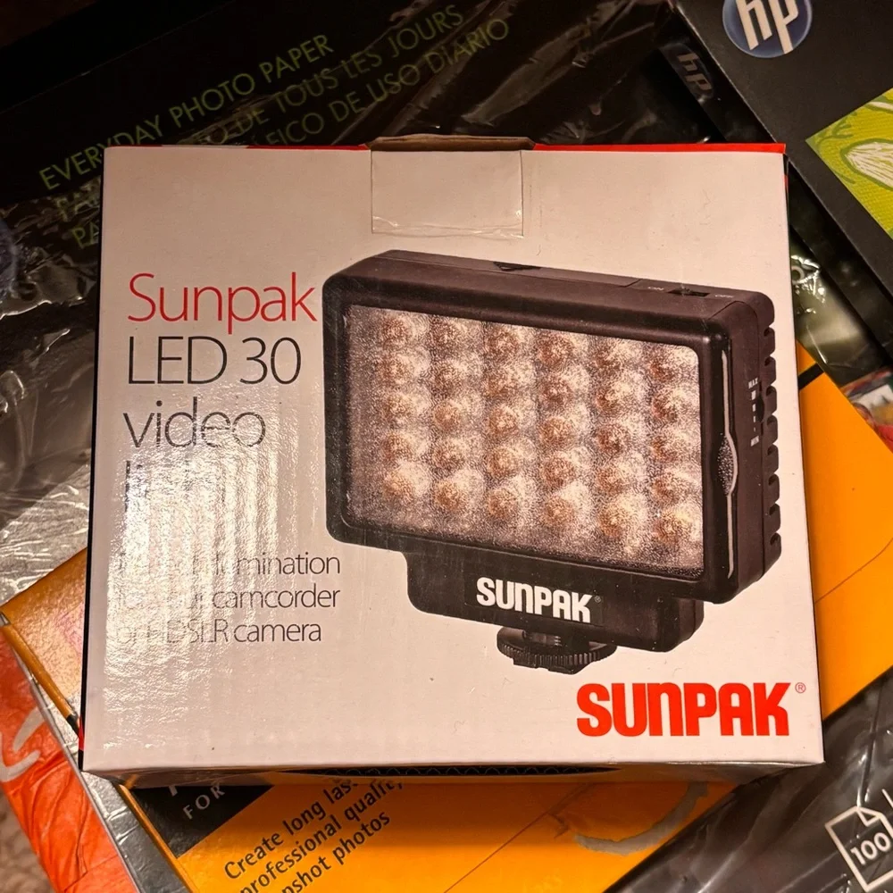 Sunpak LED 30 Video Light - Black